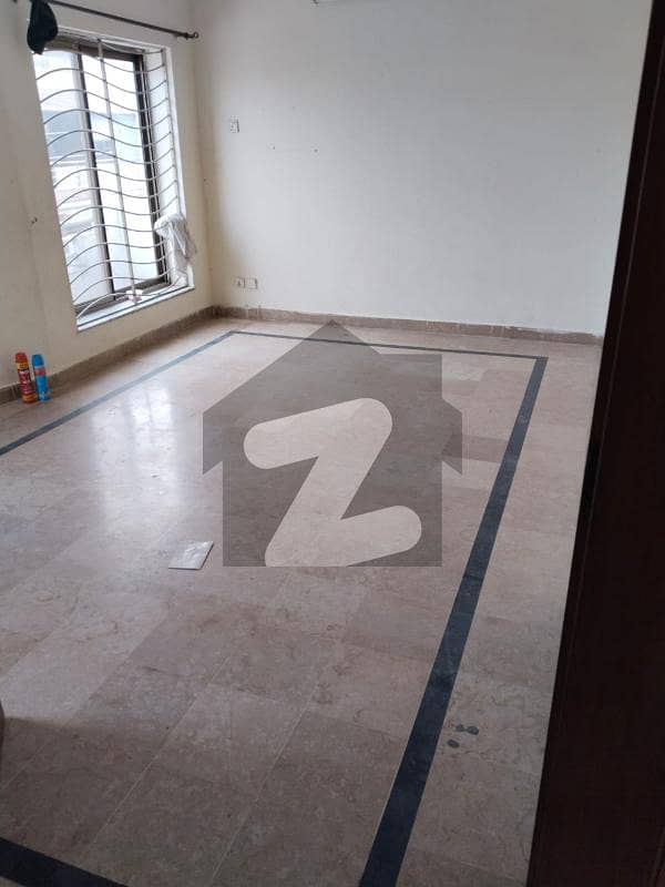 Upper Portion For Rent