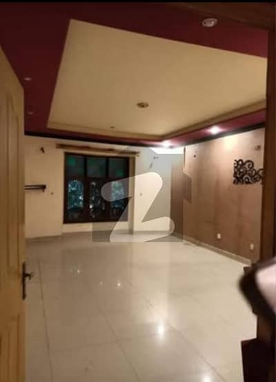 10 Marla House Near Ghalib Market Gulberg