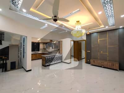 10 Marla Brand New House For Rent