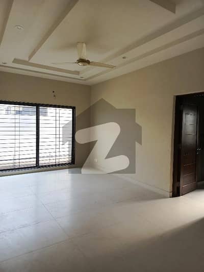 10 Marla House For RENT