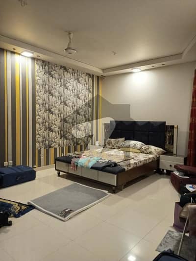 ڈی ایچ اے فیز 5 ڈی ایچ اے ڈیفینس,کراچی میں 3 کمروں کا 1 کنال بالائی پورشن 1.75 لاکھ میں کرایہ پر دستیاب ہے۔