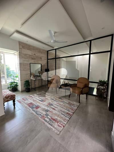 Shifa Cooperative Housing Society,1 Kanal Beautiful Luxury House For Sale 6 Bed's Prime Location in SCHS