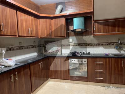 گلستانِِ جوہر ۔ بلاک 15 گلستانِ جوہر,کراچی میں 4 کمروں کا 5 مرلہ مکان 1.1 لاکھ میں کرایہ پر دستیاب ہے۔ گلستانِِ جوہر ۔ بلاک 15 گلستانِ جوہر,کراچی میں 4 کمروں کا 5 مرلہ مکان 1.1 لاکھ میں کرایہ پر دستیاب ہے۔