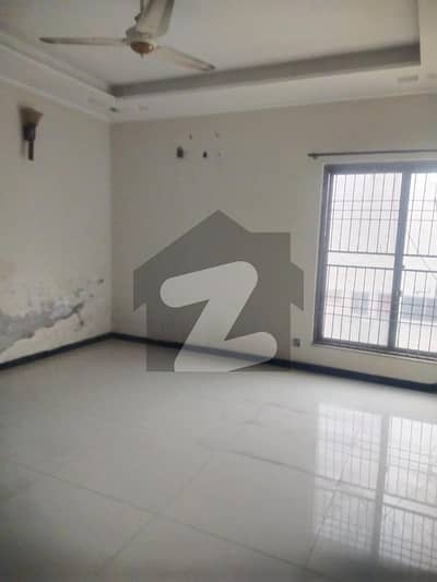 1 Kanal Used House At Very Prime Location Of Bahria Town Shaheen Block Lahore Is Available For Sale In Very Reasonable Price