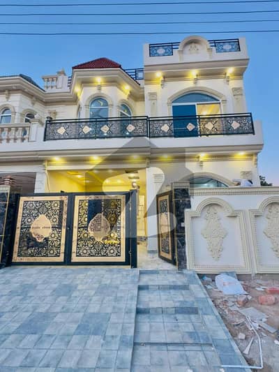 بش ایگزیکٹو ولاز ملتان میں 4 کمروں کا 5 مرلہ مکان 1.69 کروڑ میں برائے فروخت۔ بش ایگزیکٹو ولاز ملتان میں 4 کمروں کا 5 مرلہ مکان 1.69 کروڑ میں برائے فروخت۔