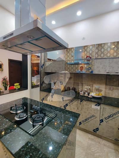 One Kanal House For Sale Lda Avenue