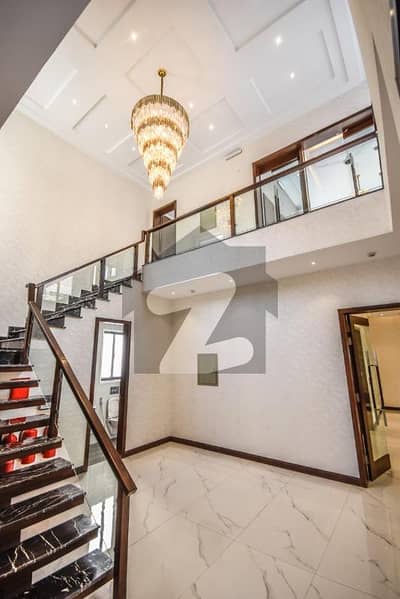 ONE KANAL ULTRA MODERN HOUSE AVAILABLE FOR RENT ON HOTTEST LOCATION