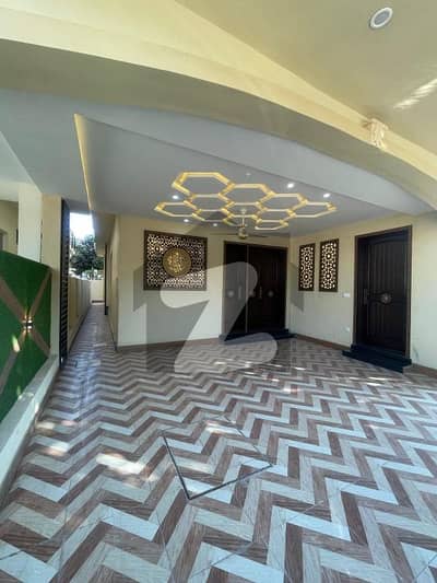 10 Marla Beautiful Brand New House Is Available For Sale Just 1 Minutes Drive From The Main Gate!! 10 Marla Beautiful Brand New House Is Available For Sale Just 1 Minutes Drive From The Main Gate!!