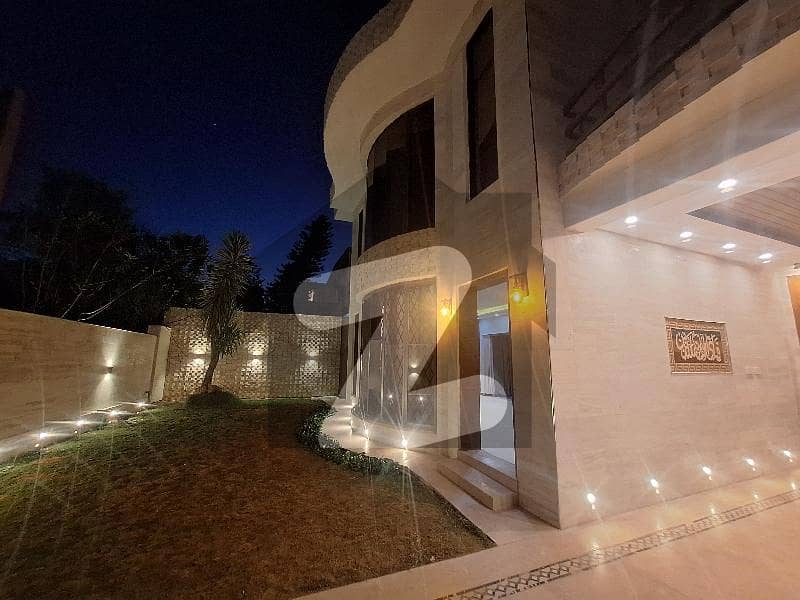 ایف ۔ 8 اسلام آباد میں 6 کمروں کا 1 کنال مکان 9.7 لاکھ میں کرایہ پر دستیاب ہے۔ ایف ۔ 8 اسلام آباد میں 6 کمروں کا 1 کنال مکان 9.7 لاکھ میں کرایہ پر دستیاب ہے۔