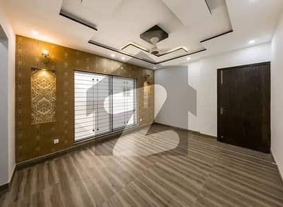 Centrally Located House In Cavalry Extension Is Available For Sale