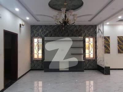 House In Gulberg For Sale