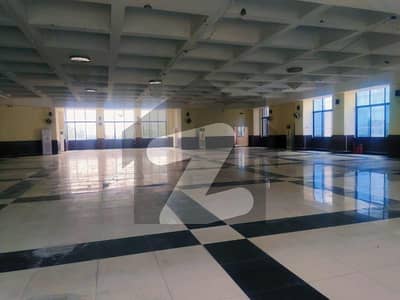 IDEAL BUILDING FLOORS AVAILABLE FOR RENT