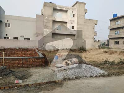ہائی کورٹ سوسائٹی فیز 2 ہائی کورٹ سوسائٹی,لاہور میں 3 مرلہ رہائشی پلاٹ 36.0 لاکھ میں برائے فروخت۔