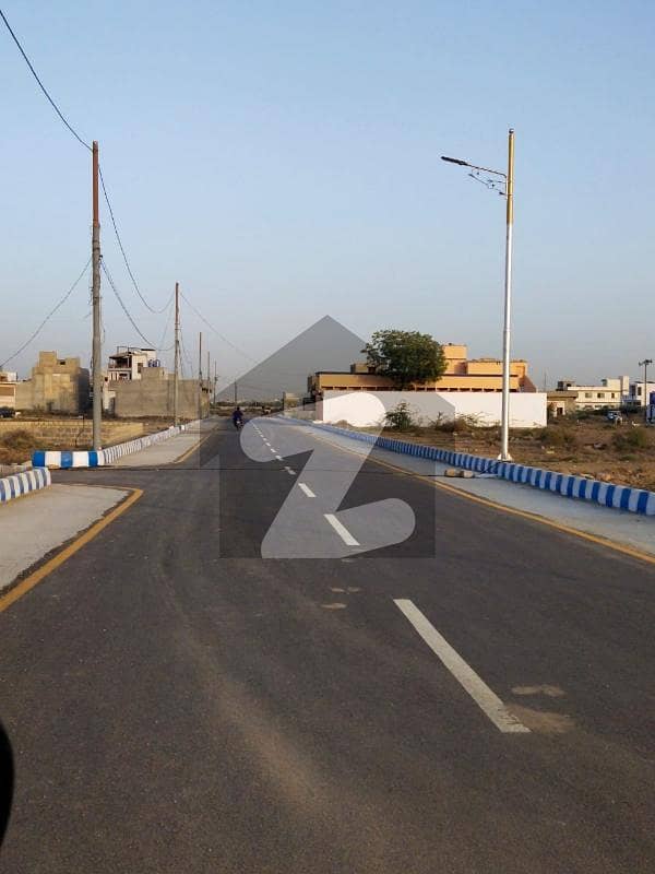 Gulshan E Roomi 200 Sq Yards Commercial 40 Feet Road Gulshan E Roomi 200 Sq Yards Commercial 40 Feet Road