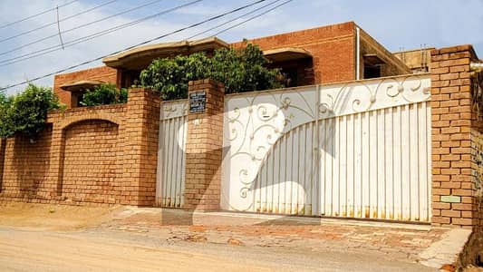 Prime Location House Of 2 Kanal In Multan Public School Road For Sale