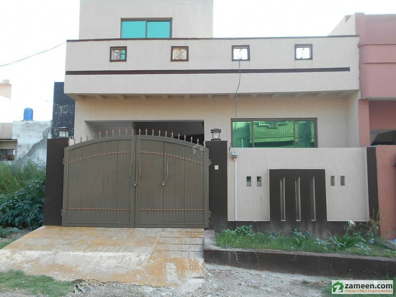 1. 5 Storey House Is Available For Sale