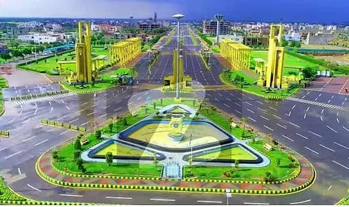 Prime Location Commercial Plot for Sale in Royal Orchard, Multan