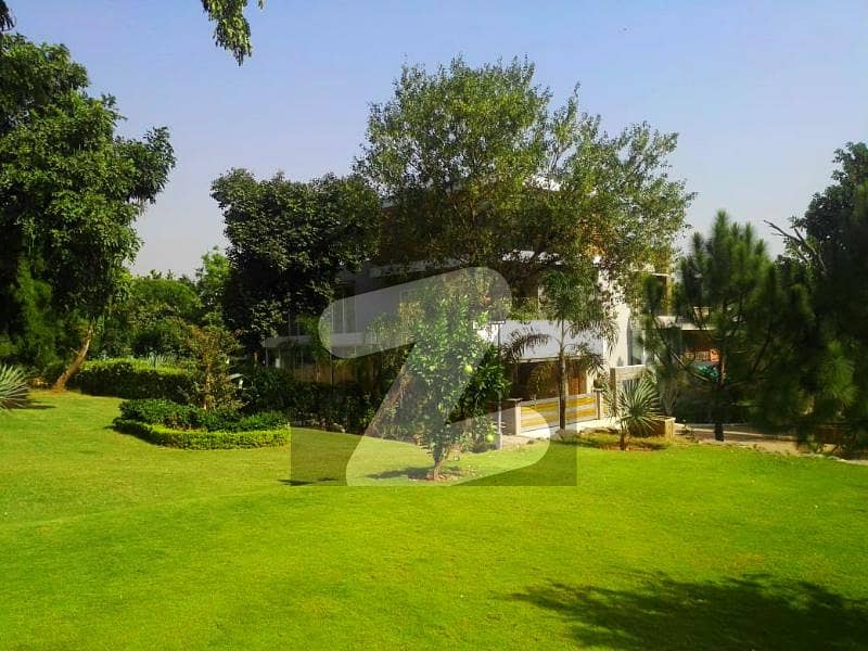 Investor Price 4 Kanal Old House Is For Sale In F-7 Investor Price 4 Kanal Old House Is For Sale In F-7