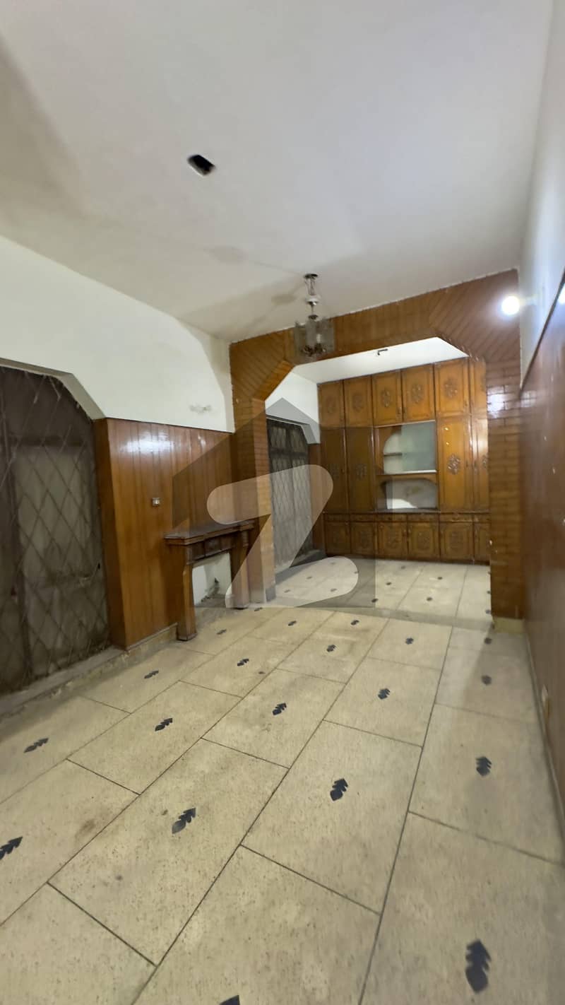 7 Marla Independent House Available 7 Marla Independent House Available