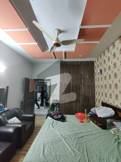 8 MARLA HOUSE FOR SALE IN MILITARY ACCOUNTS COLLEGE ROAD LAHORE.