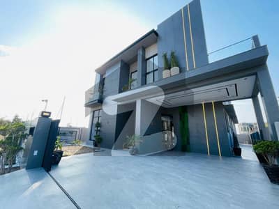 01 KANAL BRAND NEW HOUSE FOR SALE IN DHA PHASE 7