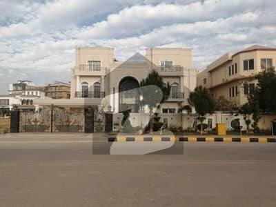 بحریہ گرینز۔ اوورسیز انکلیو - سیکٹر 3 بحریہ گرینز۔ اوورسیز انکلیو,بحریہ ٹاؤن فیز 8,بحریہ ٹاؤن راولپنڈی,راولپنڈی میں 7 کمروں کا 2 کنال مکان 8.5 لاکھ میں کرایہ پر دستیاب ہے۔ بحریہ گرینز۔ اوورسیز انکلیو - سیکٹر 3 بحریہ گرینز۔ اوورسیز انکلیو,بحریہ ٹاؤن فیز 8,بحریہ ٹاؤن راولپنڈی,راولپنڈی میں 7 کمروں کا 2 کنال مکان 8.5 لاکھ میں کرایہ پر دستیاب ہے۔