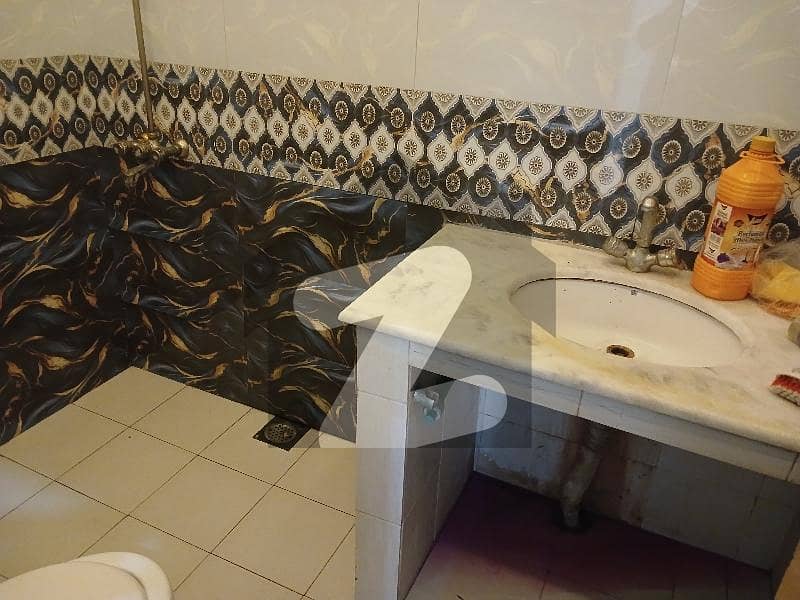Ideal 2200 Square Feet House Available In G-6, Ideal 2200 Square Feet House Available In G-6,