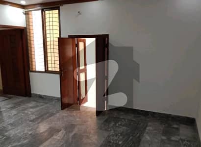 Upper Portion For rent In Super Town Super Town