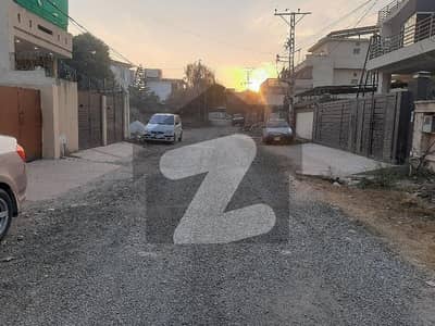بنی گالہ اسلام آباد میں 7 مرلہ رہائشی پلاٹ 75.0 لاکھ میں برائے فروخت۔