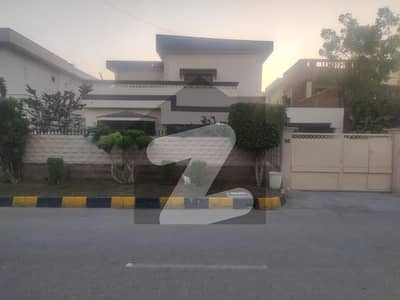 500 Sq Yards House, 6 Bedrooms Fully Renovated through Architecture is available for Sale in Falcon Complex Faisal Near City School PAF Chapter. 500 Sq Yards House, 6 Bedrooms Fully Renovated through Architecture is available for Sale in Falcon Complex Faisal Near City School PAF Chapter.