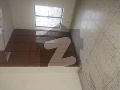 1-KANAL HOUSE FOR RENT IN CANTT PRIME LOCATION OTHER OPTIONS AVAILABLE IN CANTT & FURNISHED AND NON FURNISHED HOUSE AVAILABLE IN CANTT