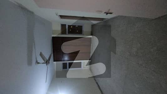 عسکری 7 راولپنڈی میں 3 کمروں کا 10 مرلہ فلیٹ 2.9 کروڑ میں برائے فروخت۔