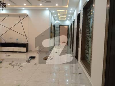 بحریہ ٹاؤن فیز 3 بحریہ ٹاؤن راولپنڈی,راولپنڈی میں 3 کمروں کا 1 کنال بالائی پورشن 1.1 لاکھ میں کرایہ پر دستیاب ہے۔ بحریہ ٹاؤن فیز 3 بحریہ ٹاؤن راولپنڈی,راولپنڈی میں 3 کمروں کا 1 کنال بالائی پورشن 1.1 لاکھ میں کرایہ پر دستیاب ہے۔