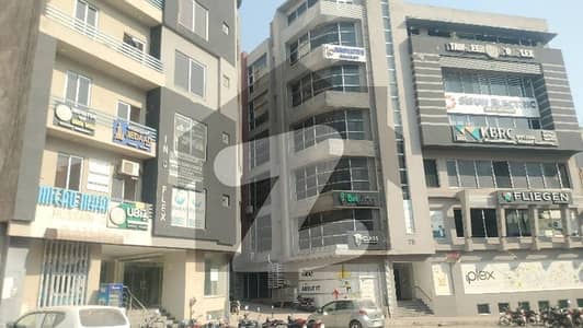 بحریہ ٹاؤن فیز 4 بحریہ ٹاؤن راولپنڈی,راولپنڈی میں 3 کمروں کا 7 مرلہ فلیٹ 1.45 کروڑ میں برائے فروخت۔