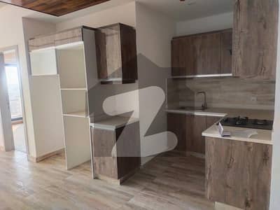 LUXURY FLAT IN A PURPOSE BUILD BUILDING IS AVAILABLE FOR RENT