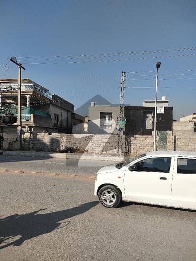 کالٹکس روڈ راولپنڈی میں 1 کنال کمرشل پلاٹ 8.75 کروڑ میں برائے فروخت۔