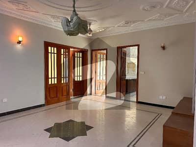 Triple Storey House for Rent Dha 2