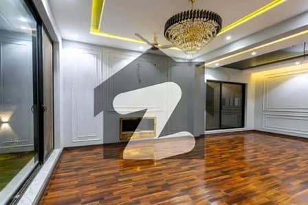 ڈی ایچ اے فیز 7 ڈیفنس (ڈی ایچ اے),لاہور میں 3 کمروں کا 1 کنال بالائی پورشن 70.0 ہزار میں کرایہ پر دستیاب ہے۔ ڈی ایچ اے فیز 7 ڈیفنس (ڈی ایچ اے),لاہور میں 3 کمروں کا 1 کنال بالائی پورشن 70.0 ہزار میں کرایہ پر دستیاب ہے۔