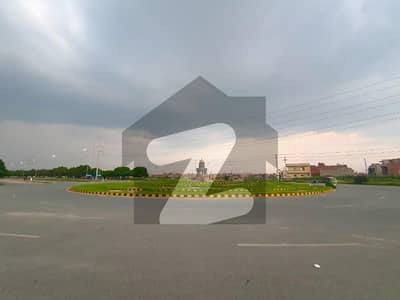 ایف ڈی اے سٹی - بلاک اے2 ایف ڈی اے سٹی,فیصل آباد میں 10 مرلہ رہائشی پلاٹ 68.0 لاکھ میں برائے فروخت۔