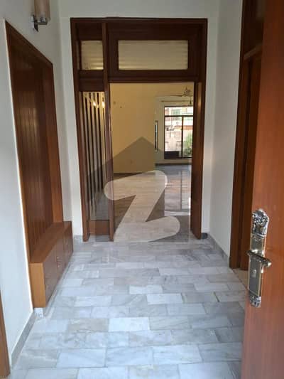 1 Kanal Single Story New House Available For Rent In Garden Town Lahore