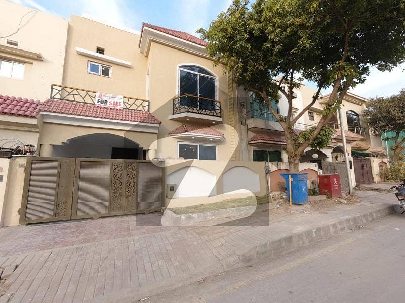 Bahria Town, Phase 8, Safari Valley, Ali Block 5 Marla Designer House Boulevard Bahria Town, Phase 8, Safari Valley, Ali Block 5 Marla Designer House Boulevard