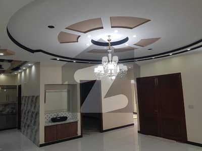 سمیرا اسکائی ٹاور گلزارِ ہجری,سکیم 33,کراچی میں 6 کمروں کا 10 مرلہ مکان 5.75 کروڑ میں برائے فروخت۔