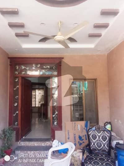 پارک ویو سٹی لاہور میں 3 کمروں کا 10 مرلہ بالائی پورشن 75.0 ہزار میں کرایہ پر دستیاب ہے۔