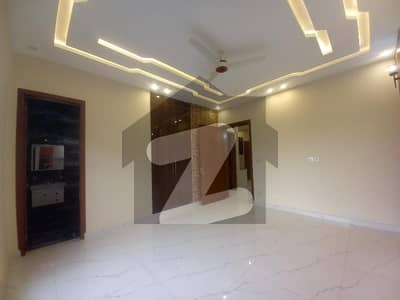 Prime Location A Centrally Located House Is Available For sale In Lahore