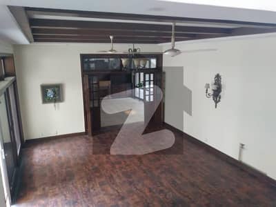 ڈی ایچ اے فیز 3 - بلاک وائے فیز 3,ڈیفنس (ڈی ایچ اے),لاہور میں 5 کمروں کا 2 کنال مکان 4.25 لاکھ میں کرایہ پر دستیاب ہے۔ ڈی ایچ اے فیز 3 - بلاک وائے فیز 3,ڈیفنس (ڈی ایچ اے),لاہور میں 5 کمروں کا 2 کنال مکان 4.25 لاکھ میں کرایہ پر دستیاب ہے۔