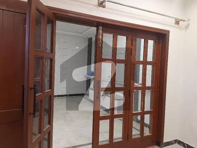 بنی گالہ اسلام آباد میں 4 کمروں کا 7 مرلہ مکان 2.55 کروڑ میں برائے فروخت۔