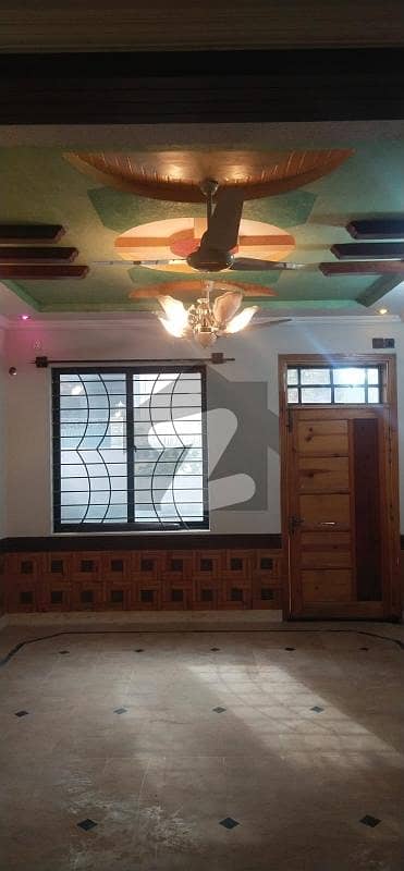 پاکستان ٹاؤن - فیز 1 پاکستان ٹاؤن,اسلام آباد میں 3 کمروں کا 10 مرلہ زیریں پورشن 65.0 ہزار میں کرایہ پر دستیاب ہے۔