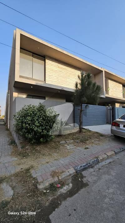 مارگلہ ویو سوسائٹی - بلاک سی مارگلہ ویو ہاؤسنگ سوسائٹی,ڈی ۔ 17,اسلام آباد میں 6 کمروں کا 7 مرلہ مکان 2.5 کروڑ میں برائے فروخت۔