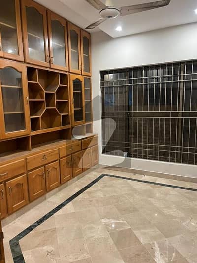 Modern House For Rent With Servant Rooms