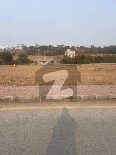 بحریہ ٹاؤن فیز 8 ۔ بلاک اے بحریہ ٹاؤن فیز 8,بحریہ ٹاؤن راولپنڈی,راولپنڈی میں 10 مرلہ رہائشی پلاٹ 78.0 لاکھ میں برائے فروخت۔ بحریہ ٹاؤن فیز 8 ۔ بلاک اے بحریہ ٹاؤن فیز 8,بحریہ ٹاؤن راولپنڈی,راولپنڈی میں 10 مرلہ رہائشی پلاٹ 78.0 لاکھ میں برائے فروخت۔
